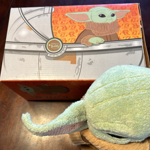 Scentsy Buddy 2020 Star Wars The Mandalorian The Child Buddy New in Box - Picture 16 of 17